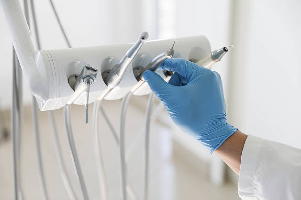 Professional Tooth Extraction technician working in Lufkin, TX